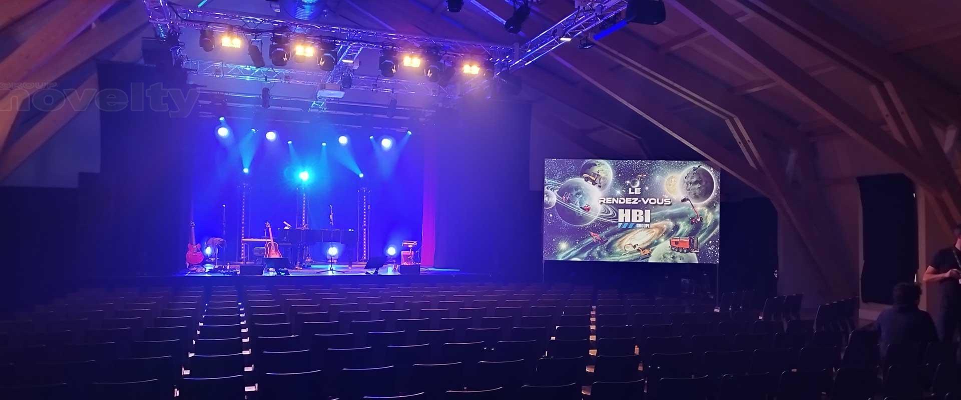 Visuel Novelty AURA à la technique de la soirée et convention pour HBI Groupe