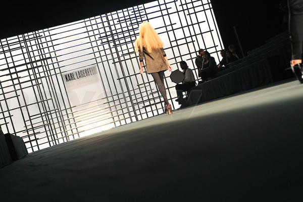 Visuel Défilé Karl Lagerfeld Prêt à porter Automne-Hiver 2009-2010