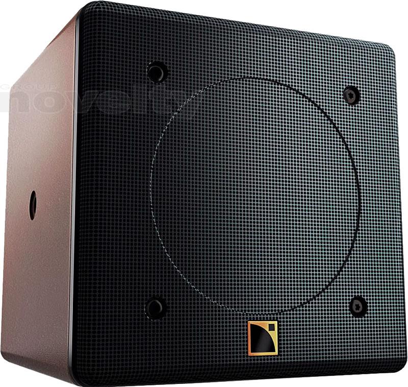 Visuel Novelty complète sa gamme L-Acoustics ® Xt avec l'ultra-compacte 5XT