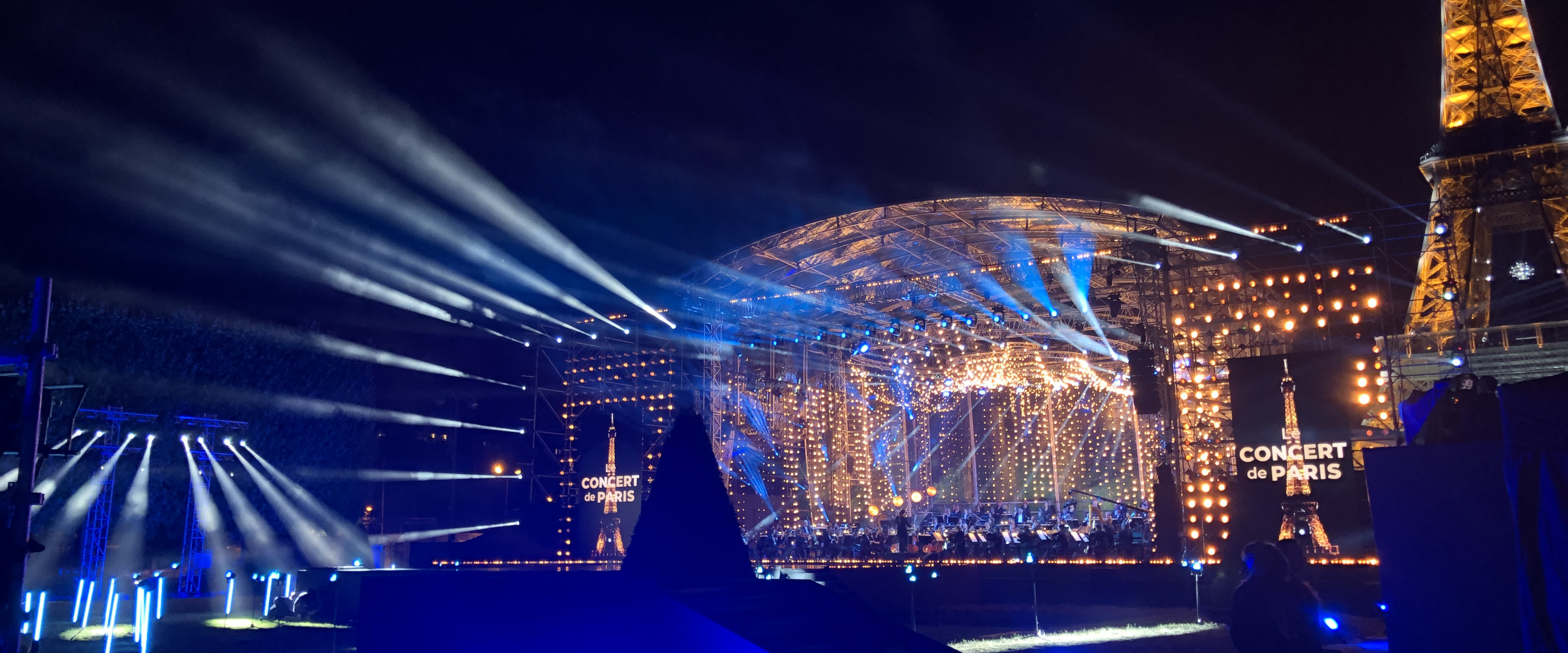 Concert du 14 Juillet au Champs de Mars avec Novelty Paris Novelty